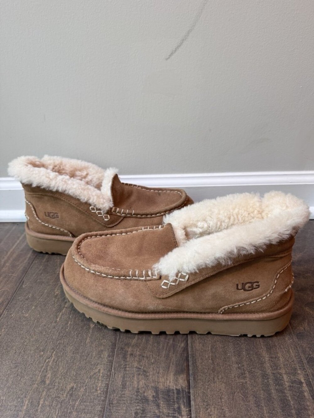 UGG ANSLEY PARC CHESTNUT SUEDE SLIP ON PLATFORM WOMEN'S SLIPPERS SIZE US 10